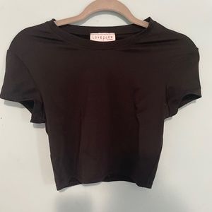 Black cropped tee